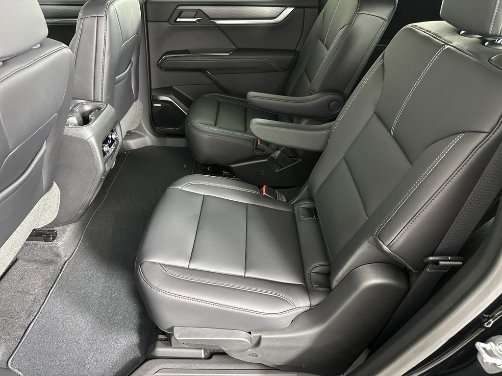 new 2025 GMC Acadia car, priced at $50,325