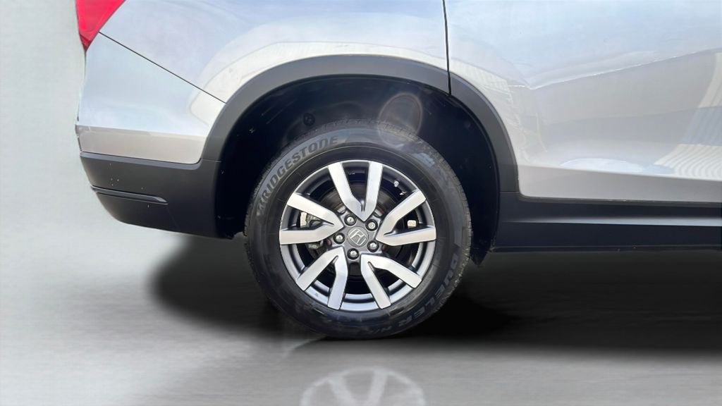 used 2022 Honda Pilot car, priced at $33,000