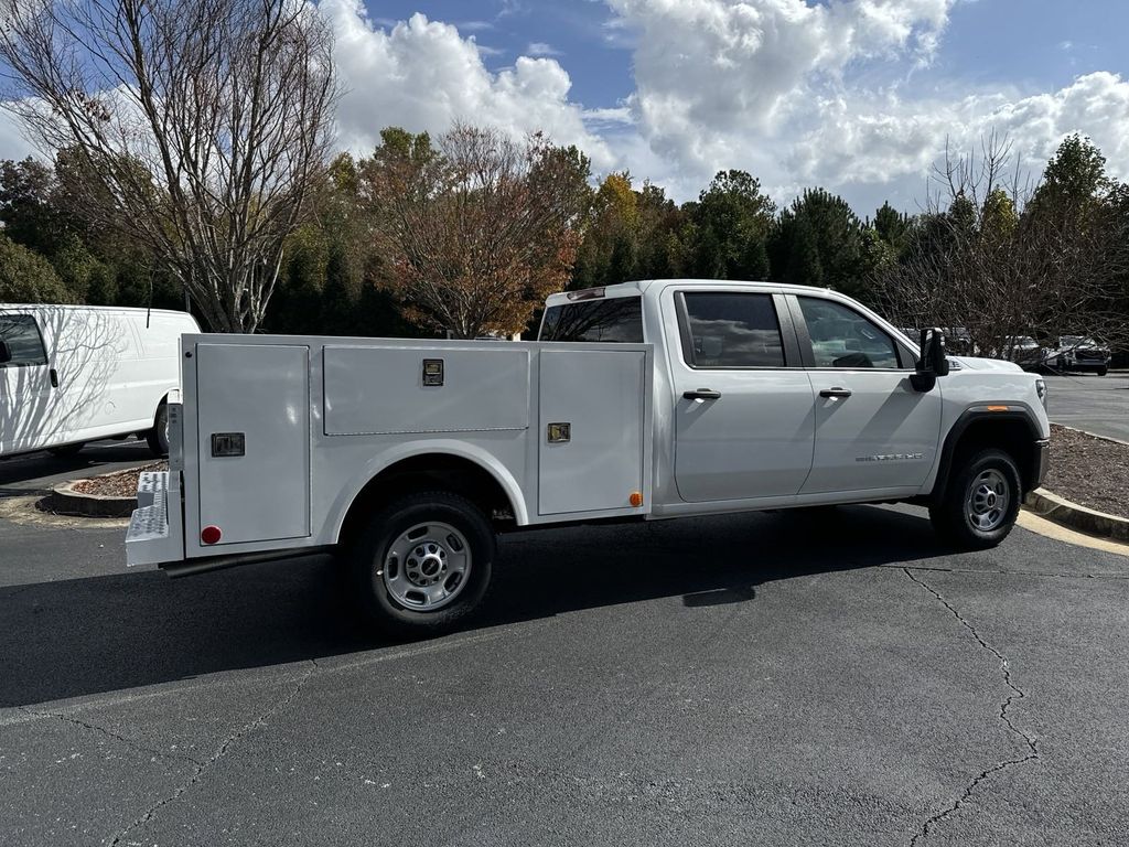 new 2024 GMC Sierra 2500HD car, priced at $51,433