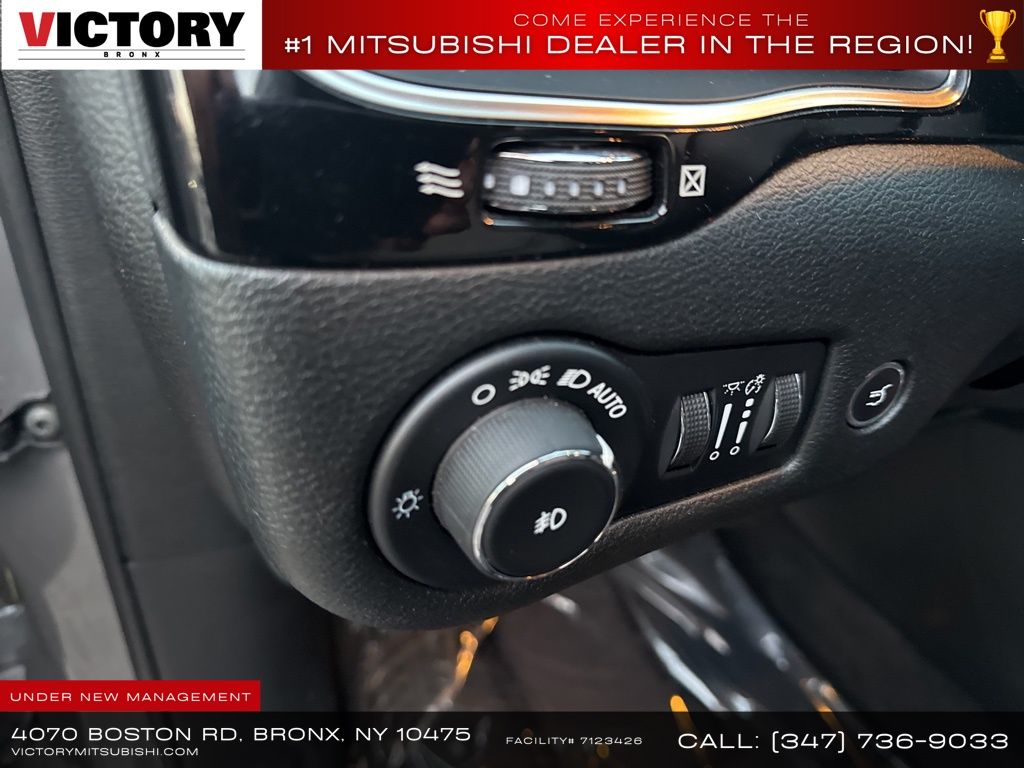 used 2023 Jeep Cherokee car, priced at $17,999