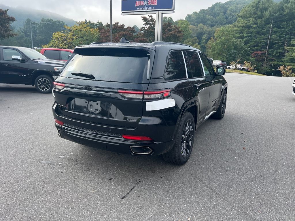 new 2025 Jeep Grand Cherokee car, priced at $64,990