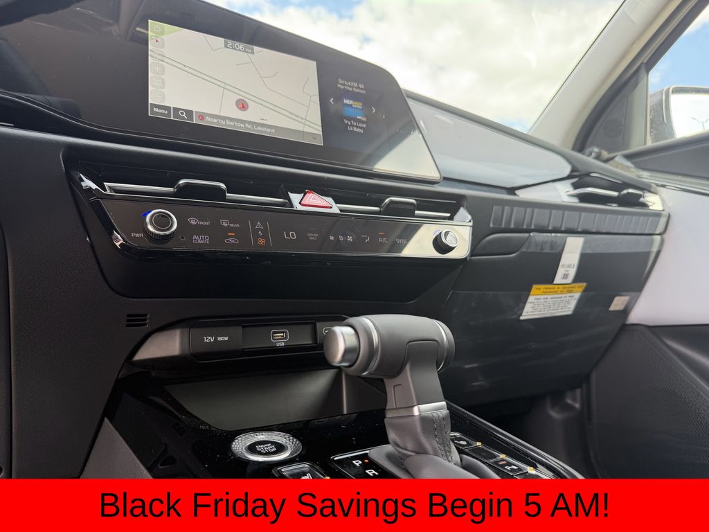 new 2025 Kia Niro car, priced at $27,663