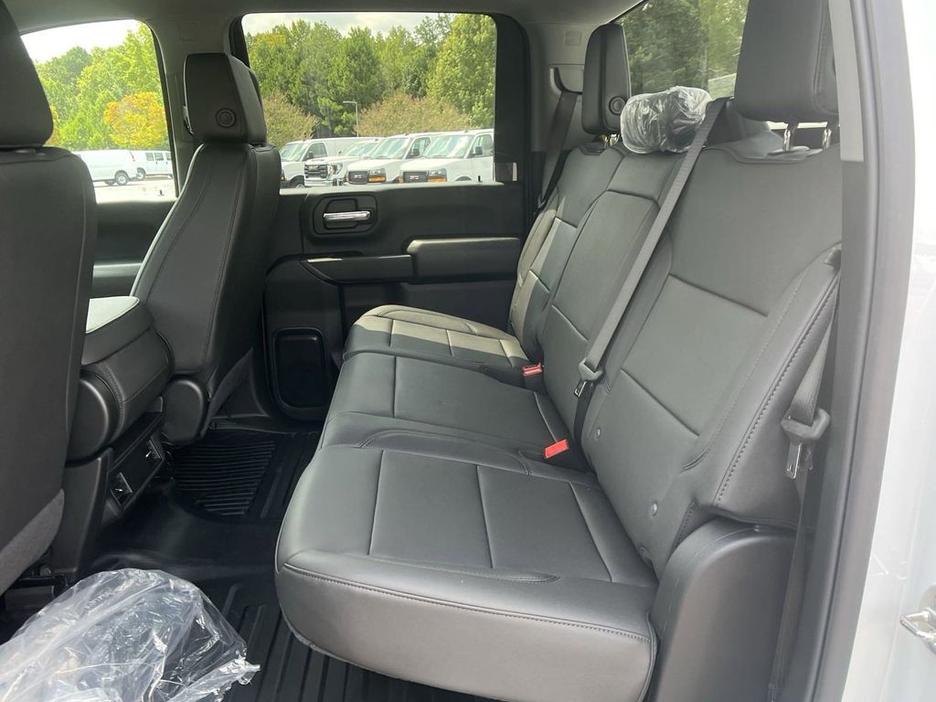 new 2024 GMC Sierra 2500HD car, priced at $46,133