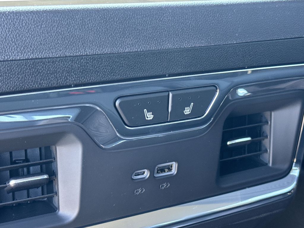 new 2025 GMC Sierra 2500HD car, priced at $87,039