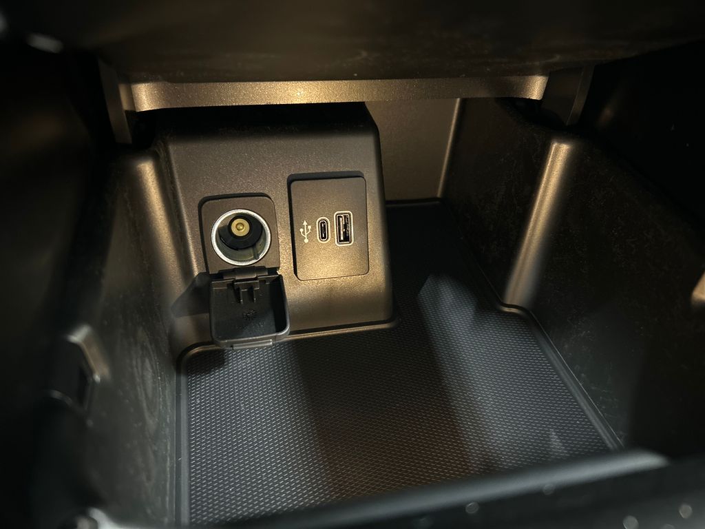 new 2025 Ford Explorer car, priced at $45,826
