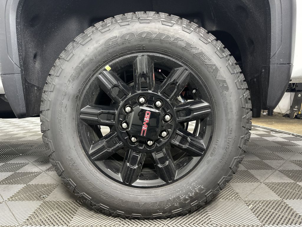 new 2025 GMC Sierra 2500HD car, priced at $86,639