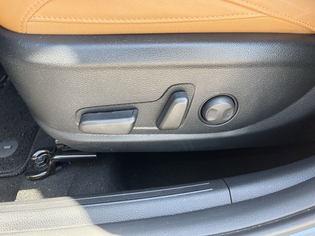 used 2024 Kia Seltos car, priced at $23,691