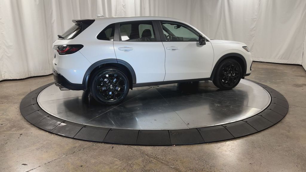used 2025 Honda HR-V car, priced at $28,513