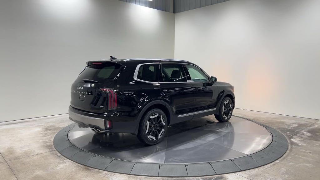 new 2025 Kia Telluride car, priced at $45,180