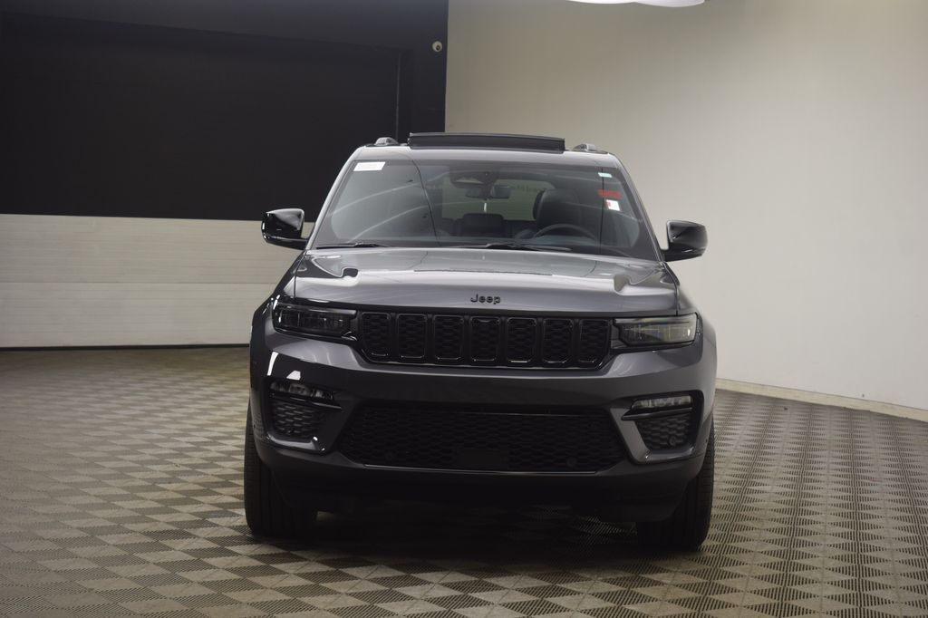 new 2025 Jeep Grand Cherokee car, priced at $54,405