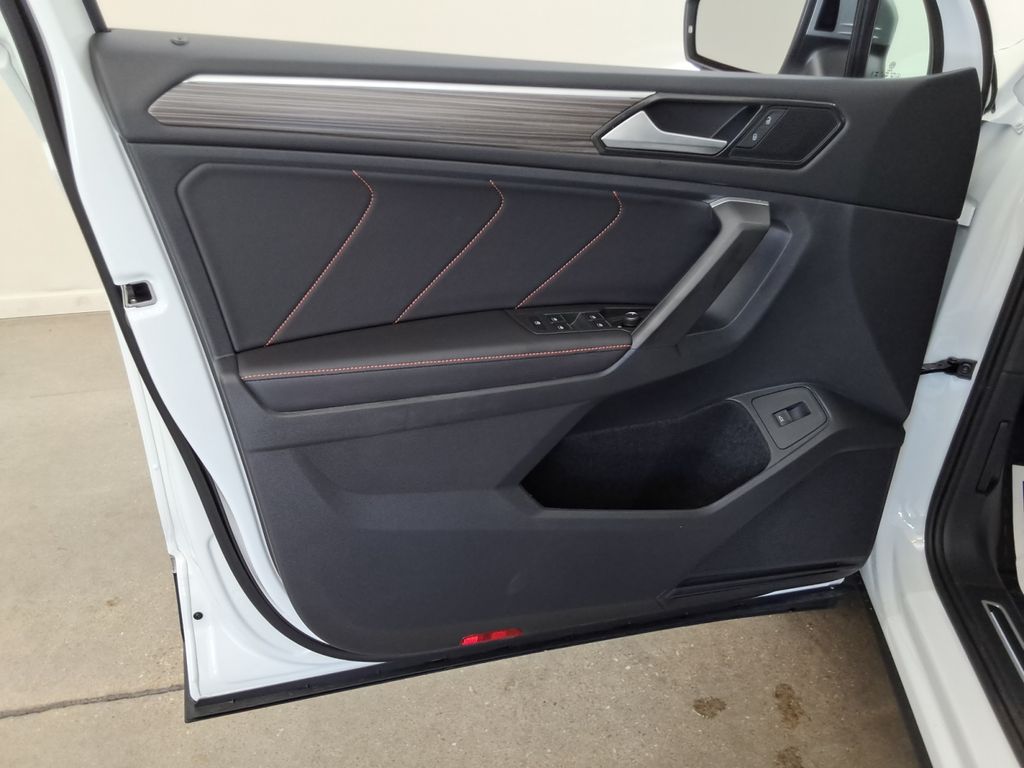 used 2024 Volkswagen Tiguan car