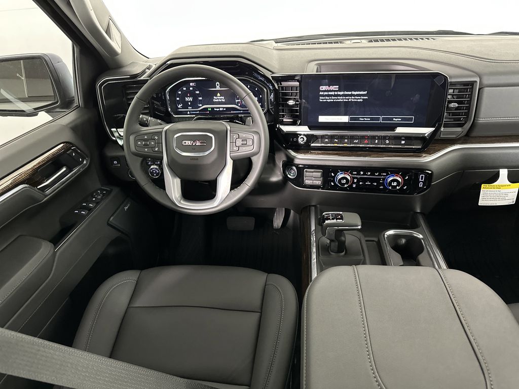new 2025 GMC Sierra 1500 car, priced at $60,224