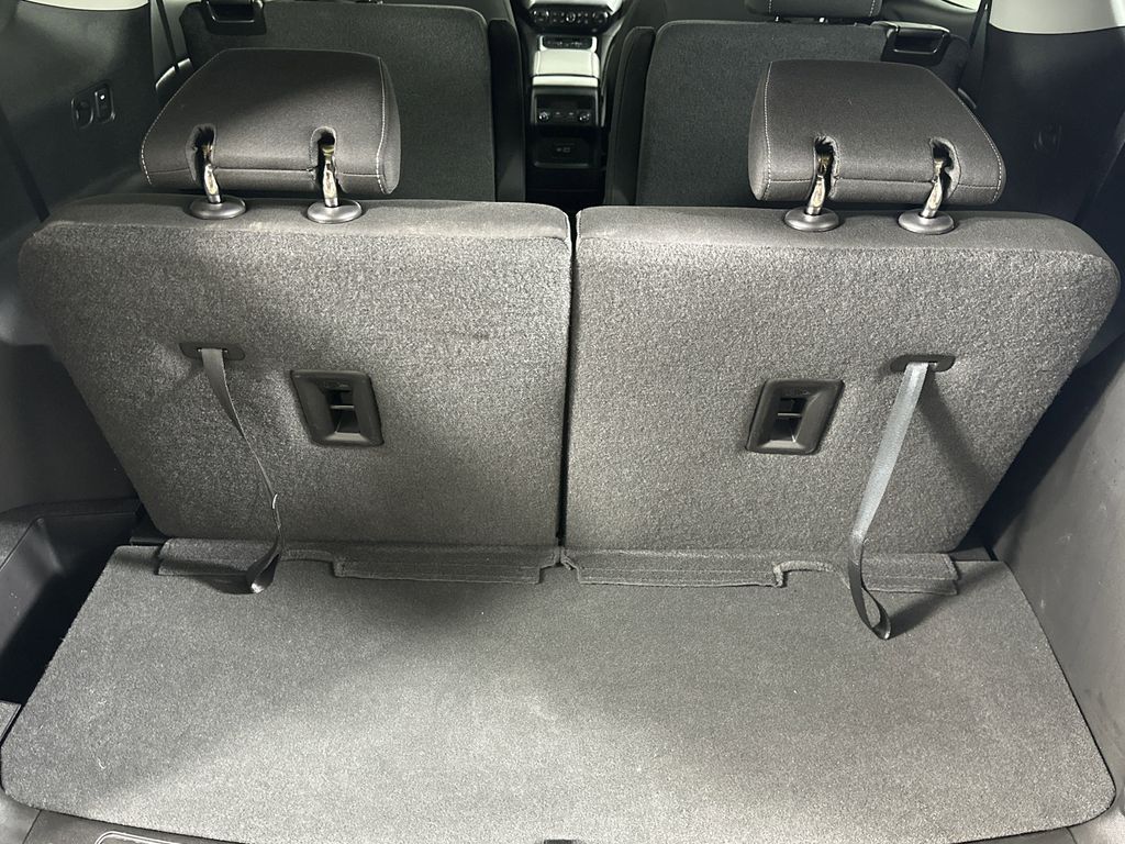 used 2023 GMC Acadia car, priced at $31,922