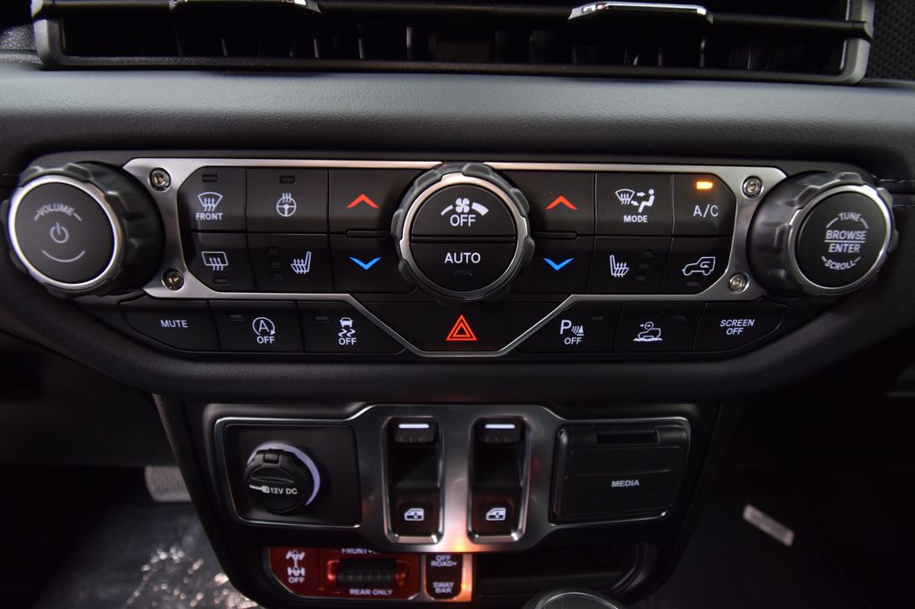 new 2026 Jeep Wrangler car, priced at $58,909