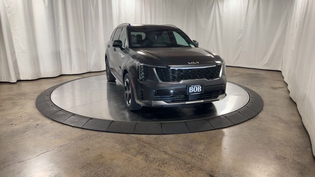 new 2025 Kia Sorento Hybrid car, priced at $47,195