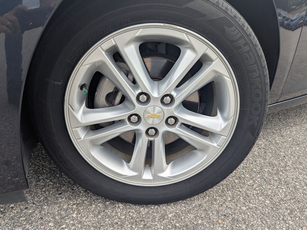 used 2016 Chevrolet Cruze car, priced at $11,391