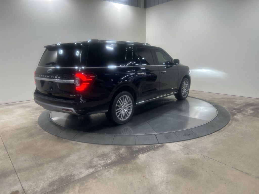 used 2022 Ford Expedition Max car, priced at $55,852