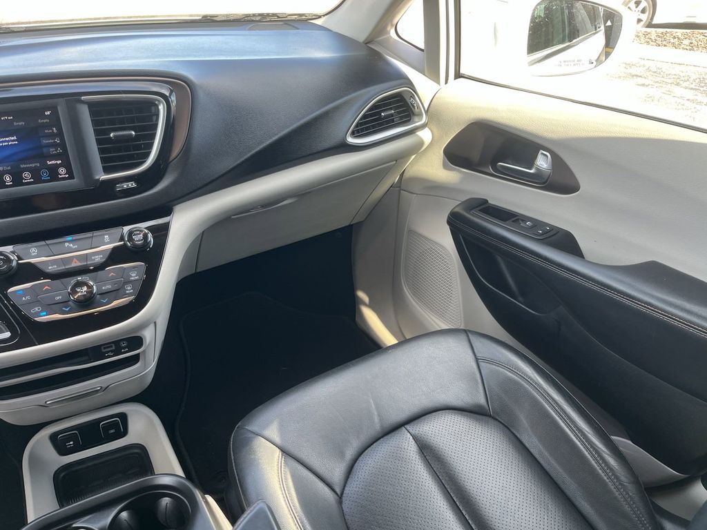 used 2019 Chrysler Pacifica car, priced at $13,991