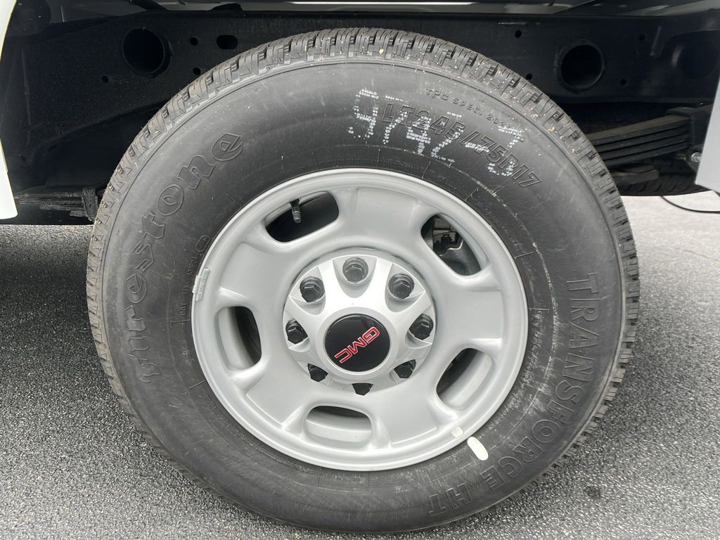 new 2024 GMC Sierra 2500HD car, priced at $54,168