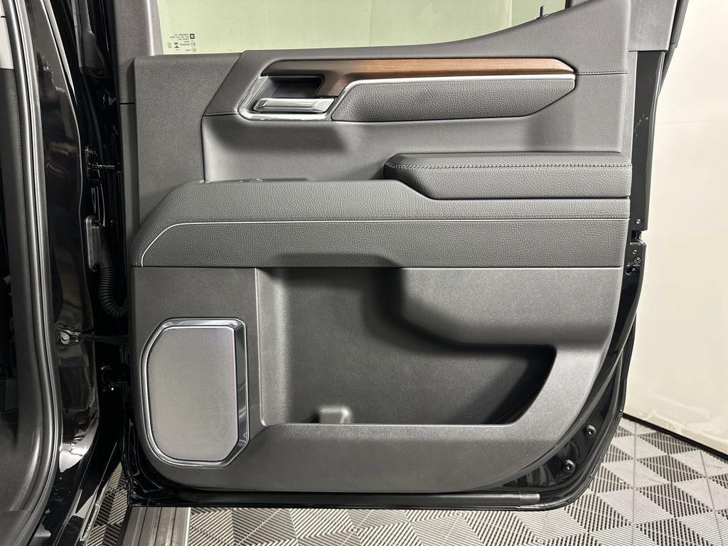 new 2025 GMC Sierra 1500 car, priced at $68,494