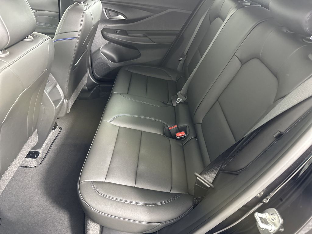 new 2025 Buick Envista car, priced at $29,570