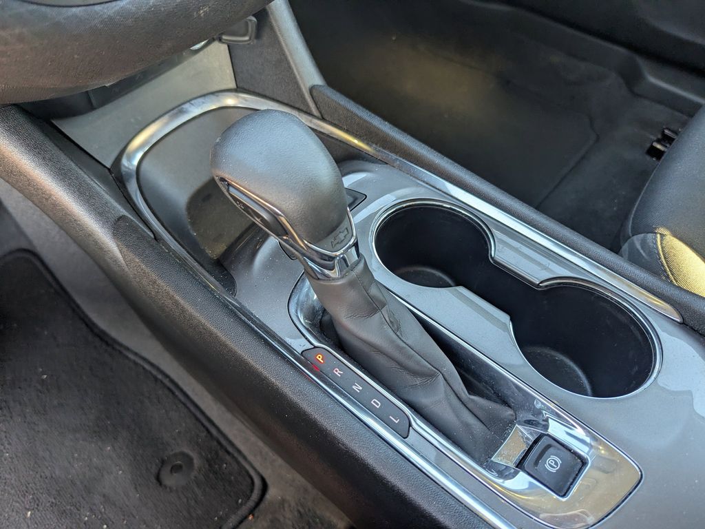 used 2024 Chevrolet Malibu car, priced at $17,991