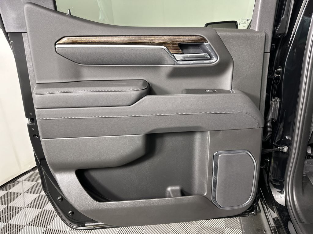 new 2025 GMC Sierra 1500 car, priced at $60,224