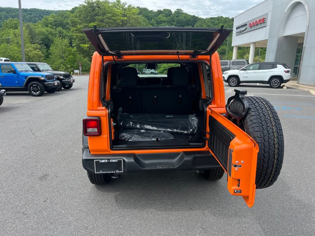 new 2025 Jeep Wrangler car, priced at $49,129
