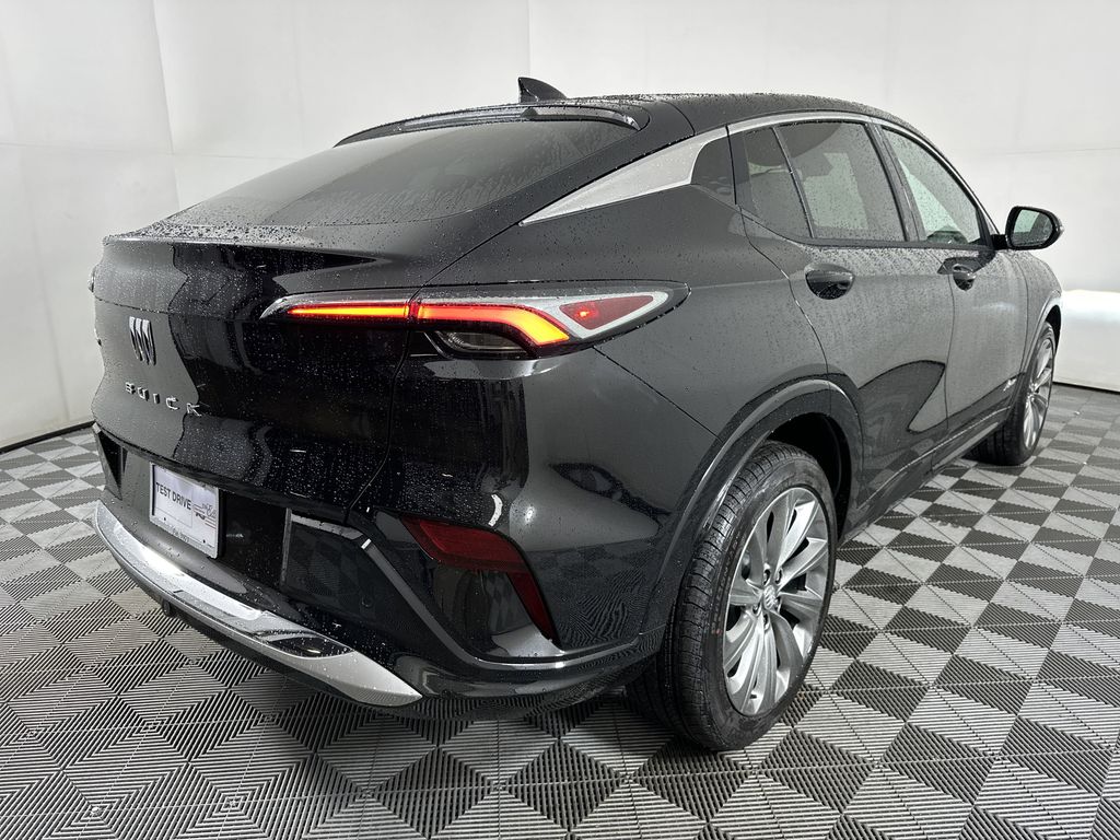 new 2025 Buick Envista car, priced at $31,085