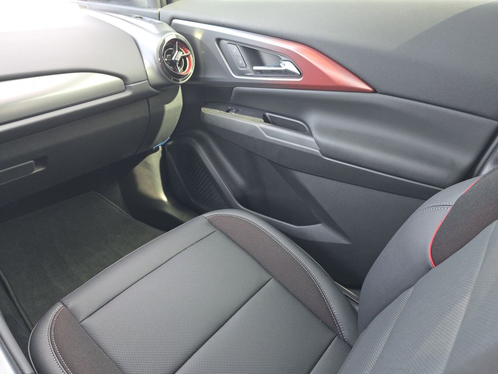 new 2025 Chevrolet Equinox EV car, priced at $39,995