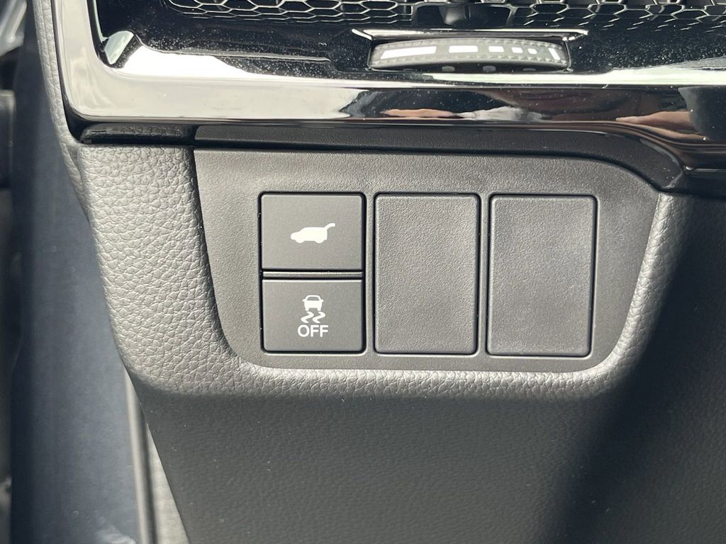 new 2025 Honda CR-V Hybrid car, priced at $40,795