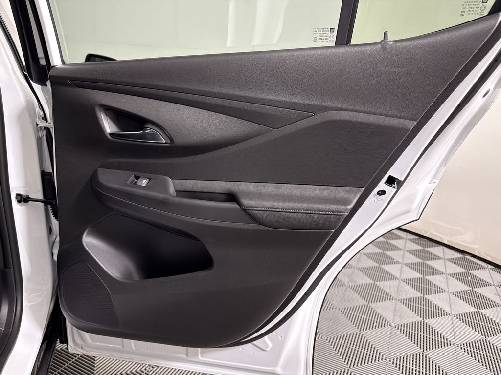 new 2025 Buick Envista car, priced at $29,075