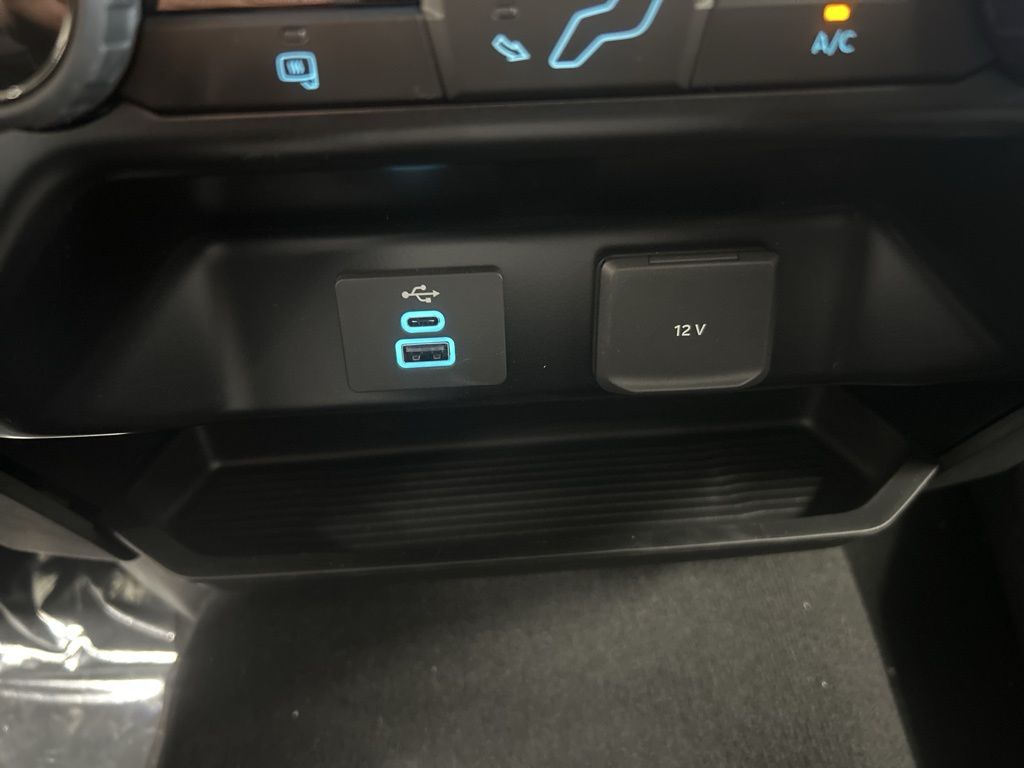 new 2025 Ford F-350SD car, priced at $66,112