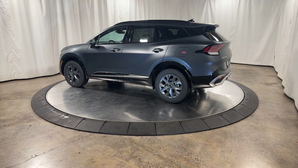 new 2025 Kia Sportage Hybrid car, priced at $38,895