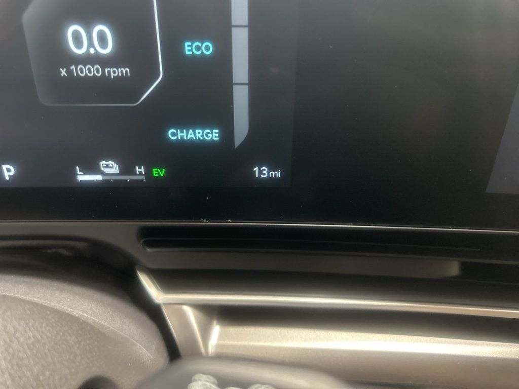 new 2026 Kia Carnival Hybrid car, priced at $52,598