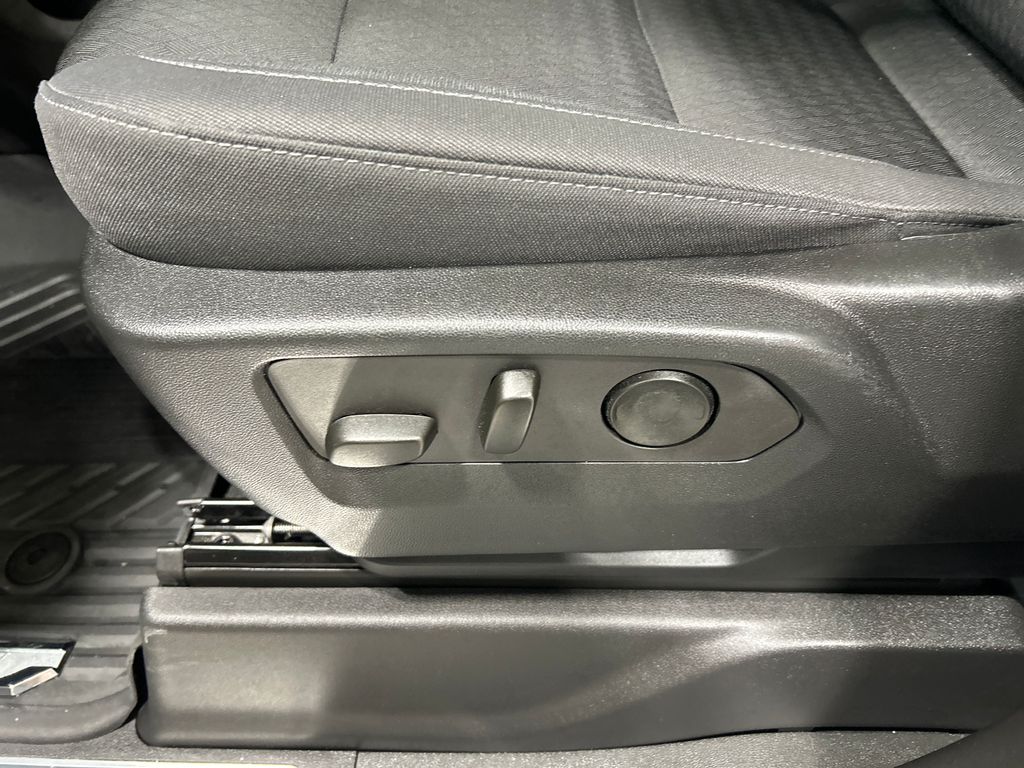 used 2022 Chevrolet Silverado 1500 car, priced at $42,992