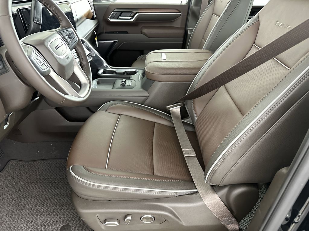new 2025 GMC Sierra 2500HD car, priced at $86,530