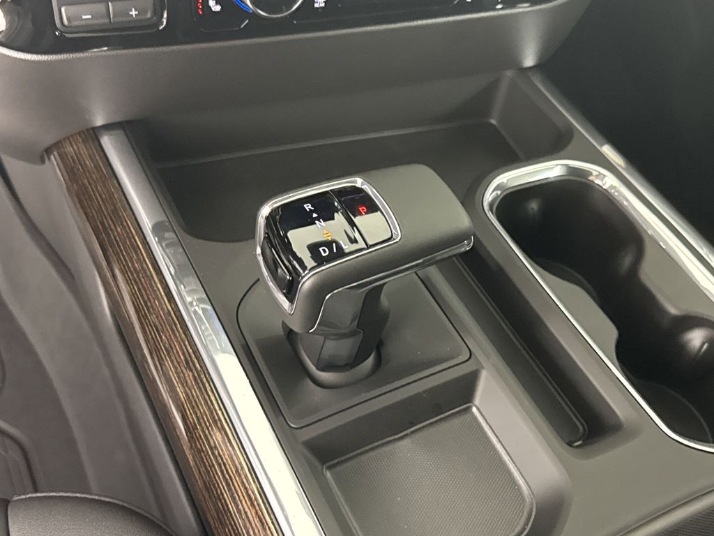 new 2025 GMC Sierra 1500 car, priced at $62,224