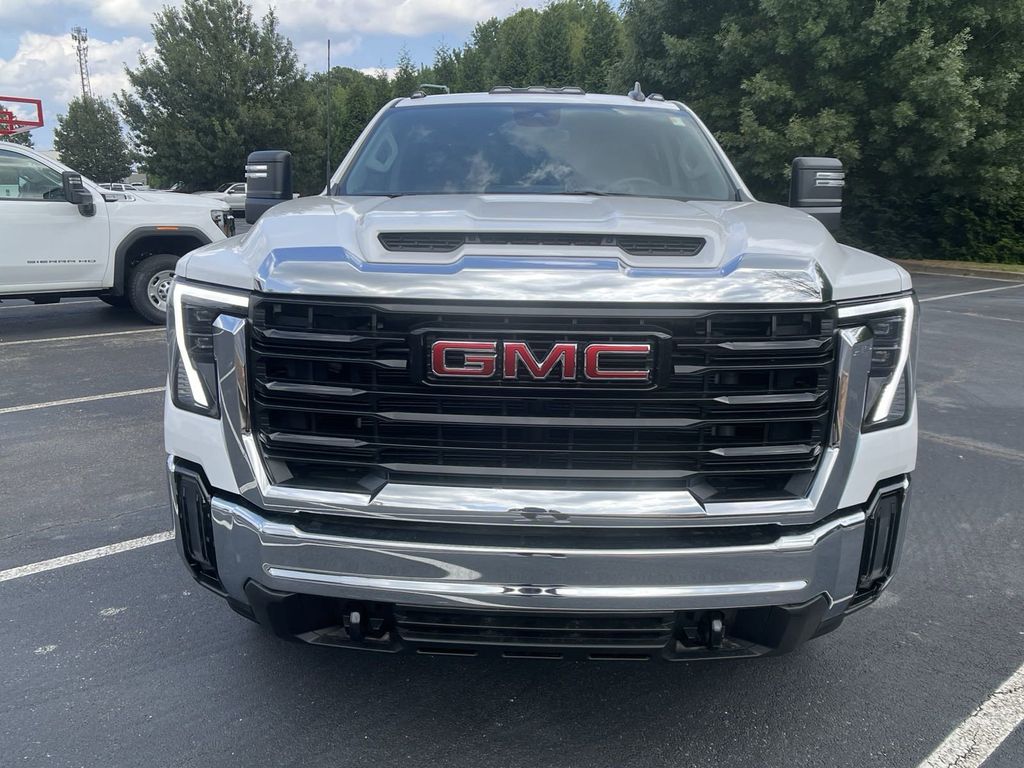 new 2024 GMC Sierra 2500HD car, priced at $46,133
