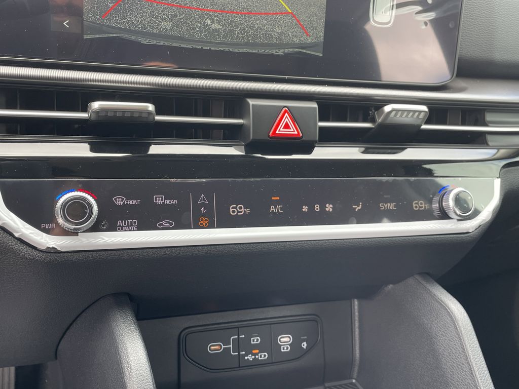 new 2026 Kia Sportage car, priced at $29,704