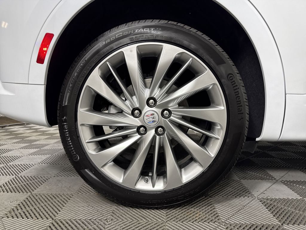 new 2025 Buick Envision car, priced at $46,695
