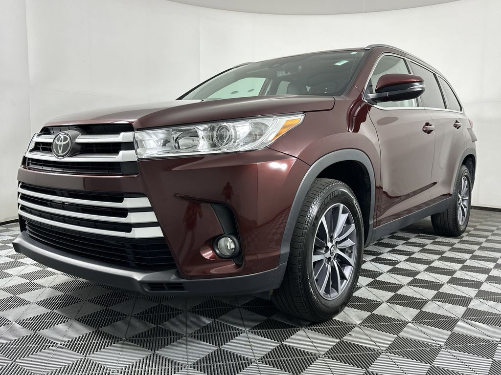 used 2019 Toyota Highlander car, priced at $29,750