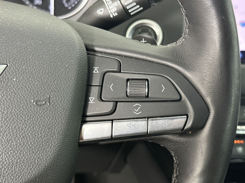 used 2023 Cadillac XT4 car, priced at $29,164