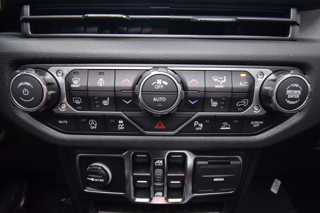 new 2026 Jeep Wrangler car, priced at $52,885