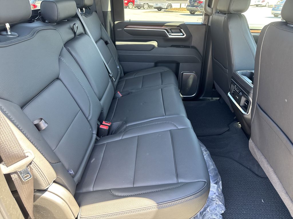 new 2025 GMC Sierra 2500HD car, priced at $87,039