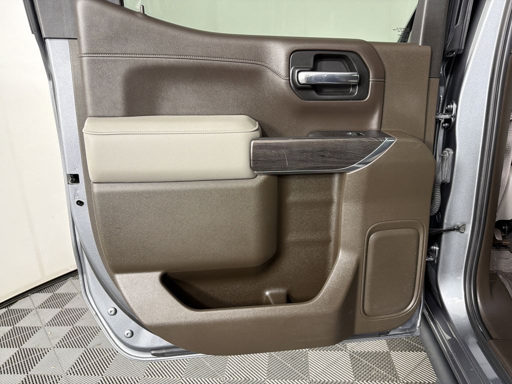 used 2021 Chevrolet Silverado 1500 car, priced at $39,991