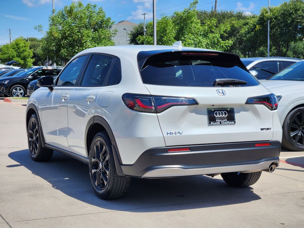 used 2025 Honda HR-V car, priced at $27,492