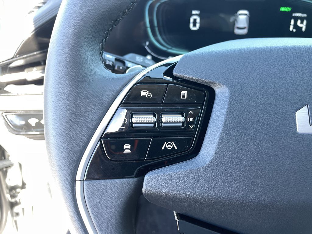 new 2025 Kia Niro car, priced at $31,304