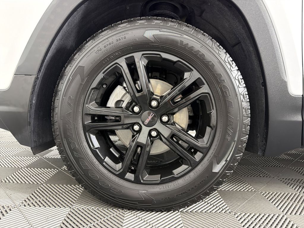 used 2023 GMC Terrain car, priced at $27,555