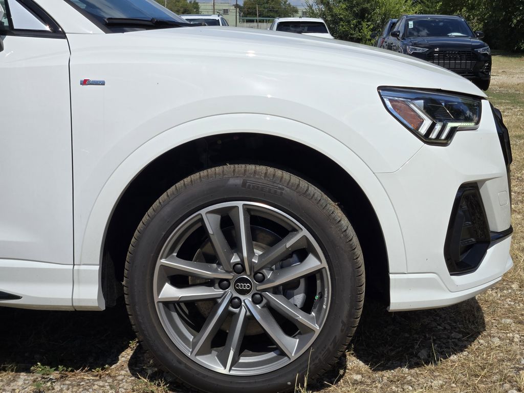new 2025 Audi Q3 car, priced at $45,515